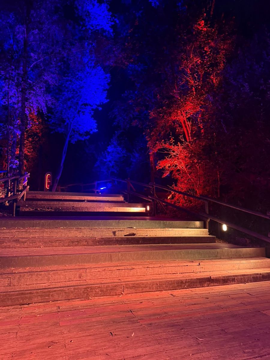 Sfeerverlichting op een evenementlocatie